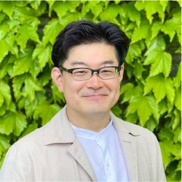 先輩正職員インタビュー /本郷新記念札幌彫刻美術館 業務係長 岩﨑 直人