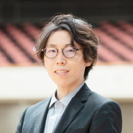 先輩正職員インタビュー / 札幌市教育文化会館 管理課 業務係 本間 元望